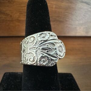 listing-status-banner